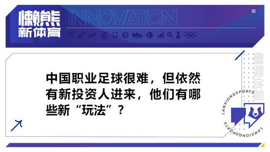 被男朋友扒下脱裙子撅屁股动漫